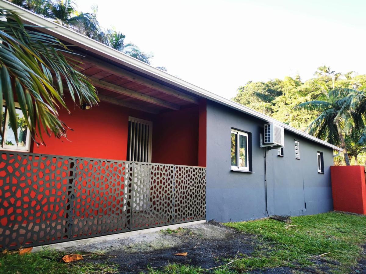 Case Lenaron Saint-Joseph Exterior foto